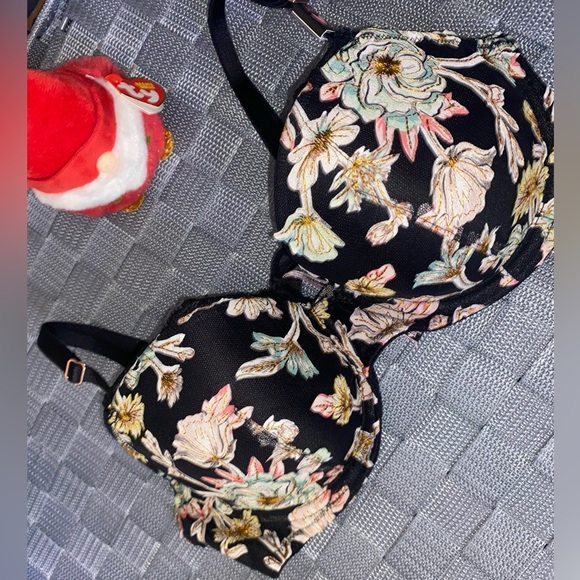 VICTORIA SECRET LIGHTLY LINED DEMI BRA - Picture 4 of 12